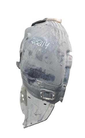 Paso de rueda delantero izquierdo trasero 5G0805969G VAG