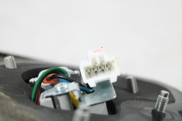 VAG 5G0807305B Refuerzo de parachoques trasero  disponible Lugo