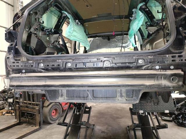 Precio del repuesto Refuerzo parachoque trasero Golf VII familiar