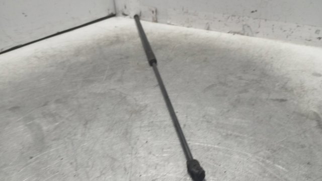 VAG 5G0823359 Amortiguador de capó  en stock Terrassa