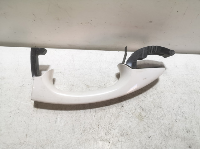 5G0837205 Soporte de manija exterior de puertas izquierdas  comprar en Zaragoza