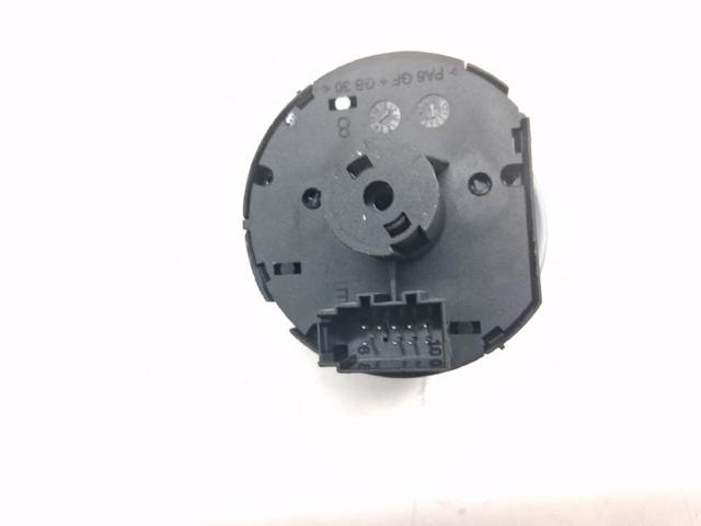 5G0941431AFWZU Interruptor de luces en el tablero  comprar en Zaragoza
