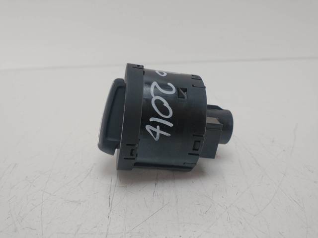 5G0941431AFWZU VAG Interruptor de luces en el tablero  en stock Gandía