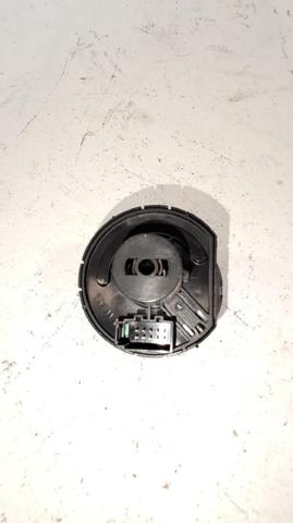 5G0941431AFWZU Interruptor de luces en el tablero  disponible Málaga
