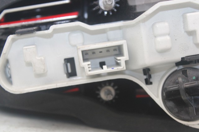5G0945093AC Piloto trasero interior izquierdo  comprar en Zaragoza