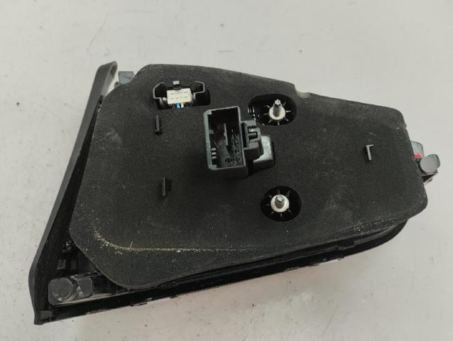 5G0945093AG Piloto trasero interior izquierdo  en stock Granada