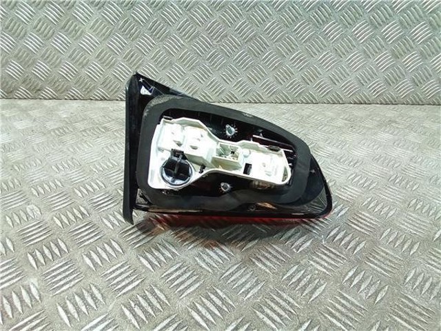 5G0945094AE VAG Piloto trasero interior derecho  en stock Gandía