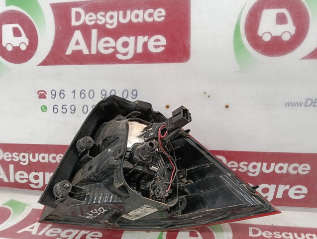 5G0945095 Piloto trasero exterior izquierdo comprar Girona