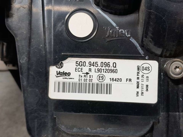 5G0945096 VAG Piloto trasero exterior derecho  disponible Ourense
