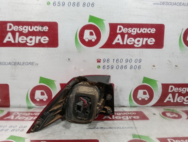 VAG 5G0945096 Piloto trasero exterior derecho  disponible Valladolid