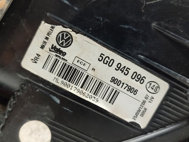 VAG 5G0945096 Piloto trasero exterior derecho  disponible Lugo