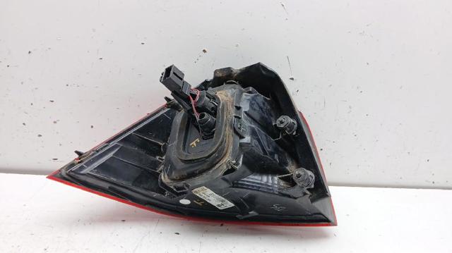 5G0945096M VAG Piloto trasero exterior derecho  en stock Córdoba