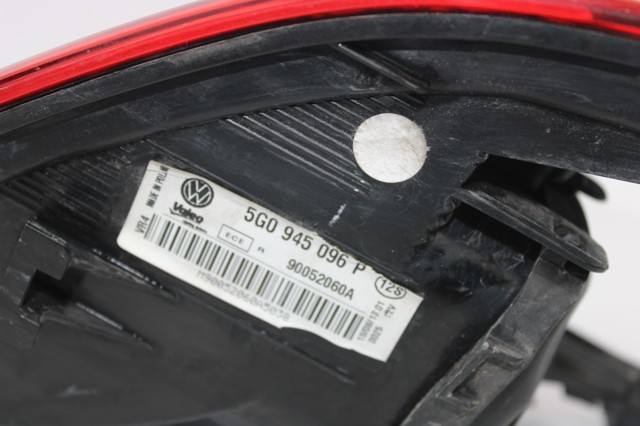 5G0945096P VAG Piloto trasero exterior derecho  disponible Ourense