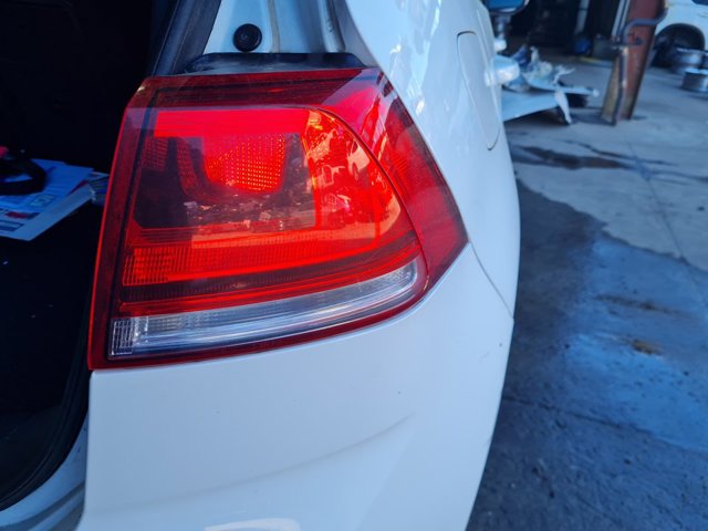 VAG 5G0945096P Piloto trasero exterior derecho comprar Barcelona