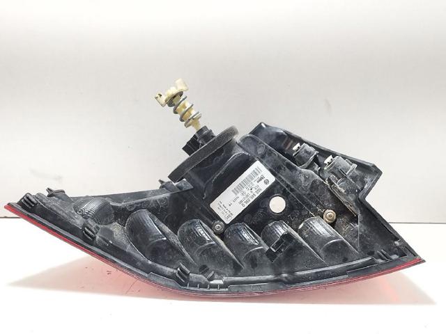 5G0945096Q Piloto trasero exterior derecho  en stock Sabadell