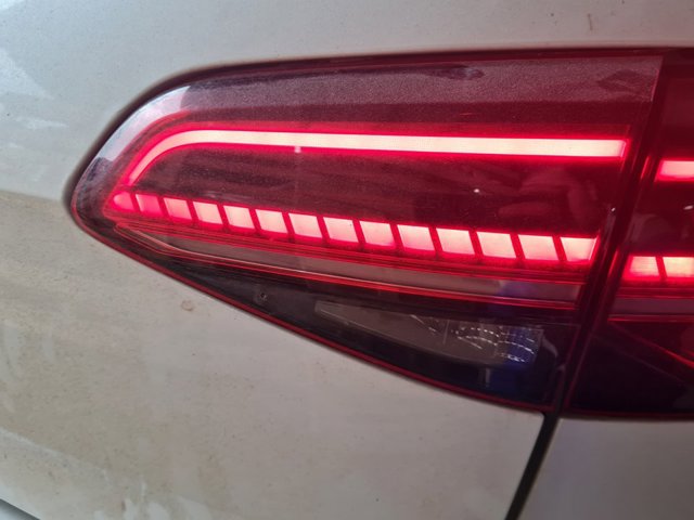 VAG 5G0945308P Piloto trasero interior derecho  comprar en Murcia