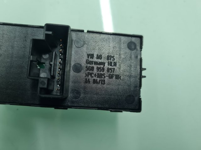 5G0959857 VAG Unidad de control de elevalunas delantera izquierda  comprar en Oviedo
