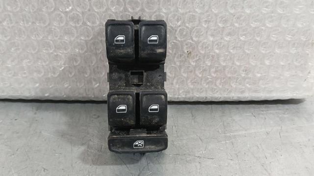 5G0959857 Interruptor de elevalunas delantera izquierda  en stock Castellón