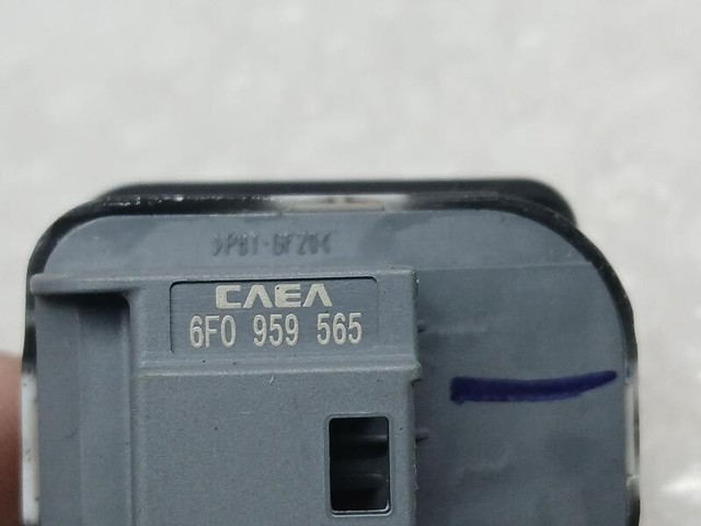 VAG 5G0959857 Interruptor de elevalunas delantera izquierda  en stock Valencia