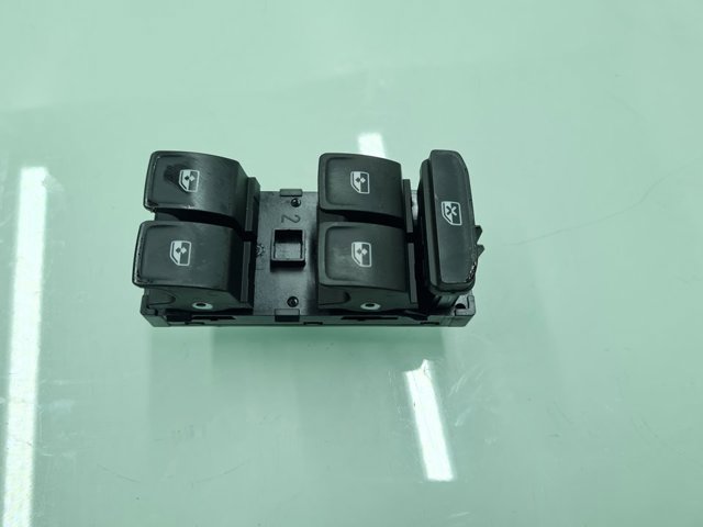 5G0959857D VAG Interruptor de elevalunas delantera izquierda comprar Bilbao