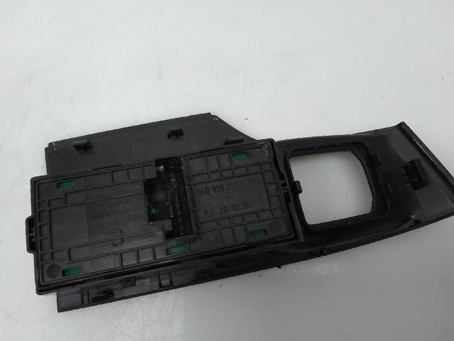 5G0959857F Interruptor de elevalunas delantera izquierda  en stock Castellón