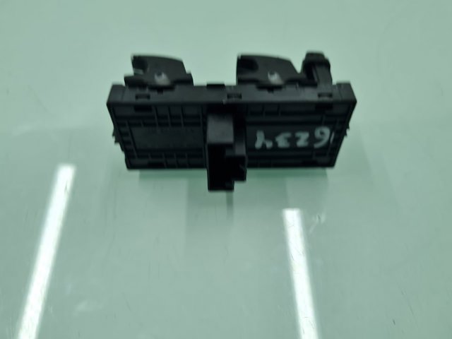 5G0959857G Interruptor de elevalunas delantera izquierda  en stock Granada