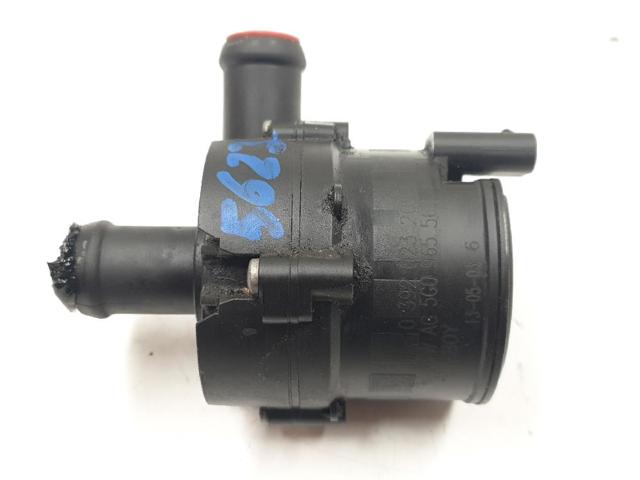VAG 5G0965567 Bomba de agua eléctrica auxiliar  en stock Valencia