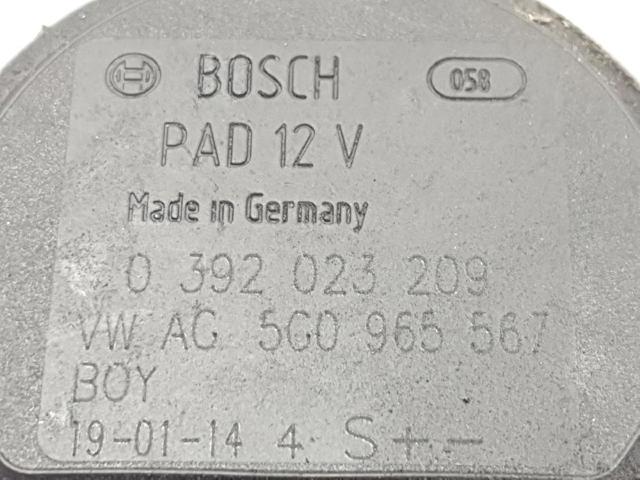 VAG 5G0965567 Bomba de agua eléctrica auxiliar  en stock Valencia