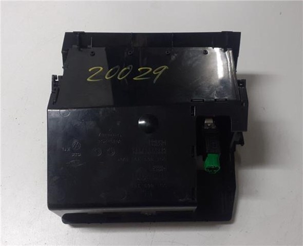 5G1863391 VAG Cenicero de la consola central  en stock Córdoba