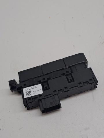 VAG 5G1927238E Bloque de botones de la consola central  en stock Terrassa