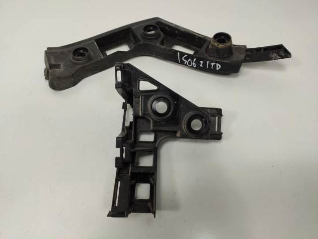 5G6807394 VAG Soporte exterior derecho del parachoques trasero  disponible Vigo