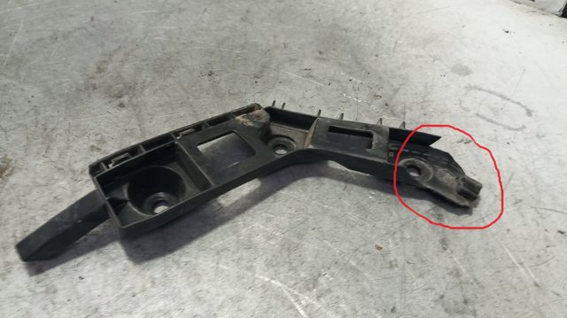 VAG 5G6807394 Soporte exterior derecho del parachoques trasero  comprar en Albacete
