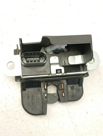 VAG 5G6827505 Cerradura de tapa de maletero  comprar en Murcia