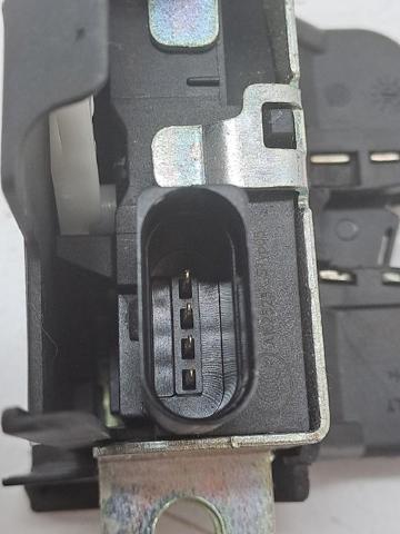 5G6827505B Cerradura de tapa de maletero  disponible Burgos