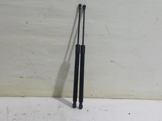 VAG 5G6827550 Amortiguador de la tapa del maletero  disponible Valladolid