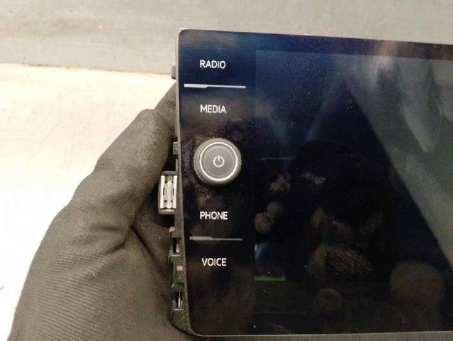 VAG 5G6919605B Pantalla  en stock Terrassa