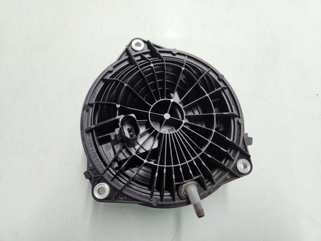 VAG 5G9827469D Tirador de puerta de maletero exterior  en stock Valencia
