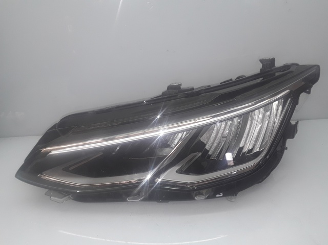 Faro izquierdo Volkswagen Golf 8 CD1, DA1
