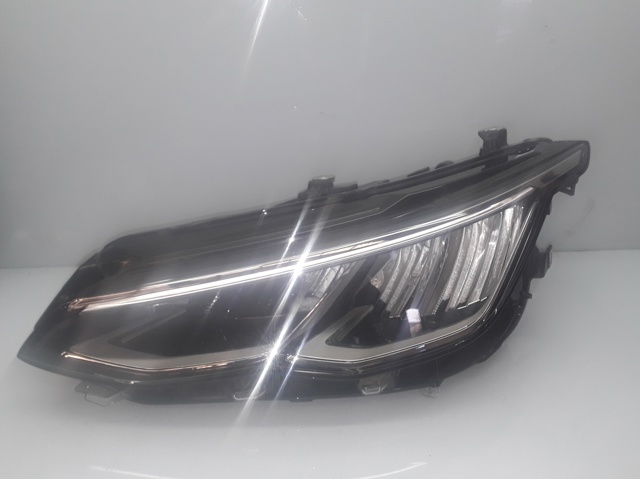 Faro izquierdo Volkswagen Golf 8 CD1, DA1