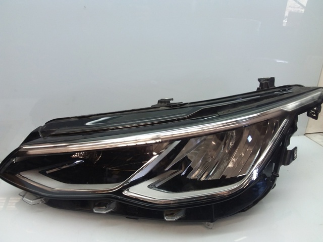 Faro izquierdo Volkswagen Golf 8 CD1, DA1