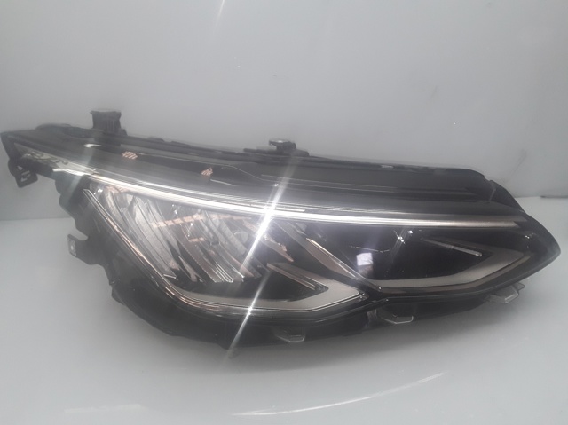 Faro delantero derecho Golf VIII hatchback (2019-2026) original desde 241,83 €