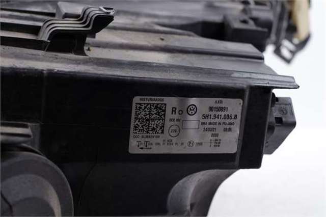 5H1941006 VAG Faro derecho comprar Madrid