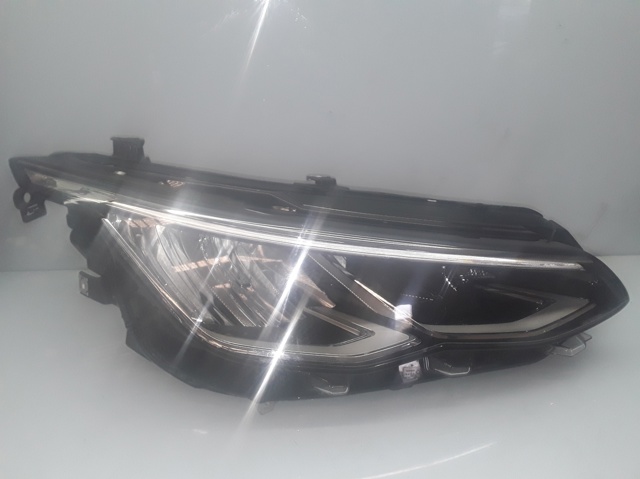 Precio del repuesto Faro delantero derecho Golf VIII hatchback