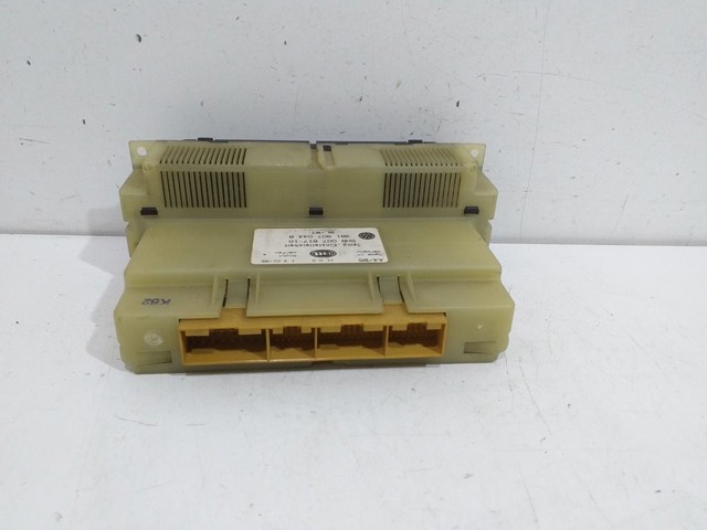 5HB00761710 VAG Unidad de control aire acondicionado  en stock Córdoba