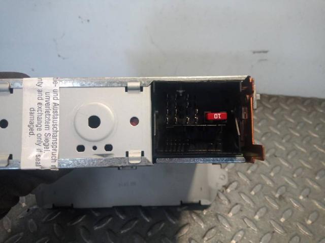 5J0035161A VAG Radio  en stock Huelva