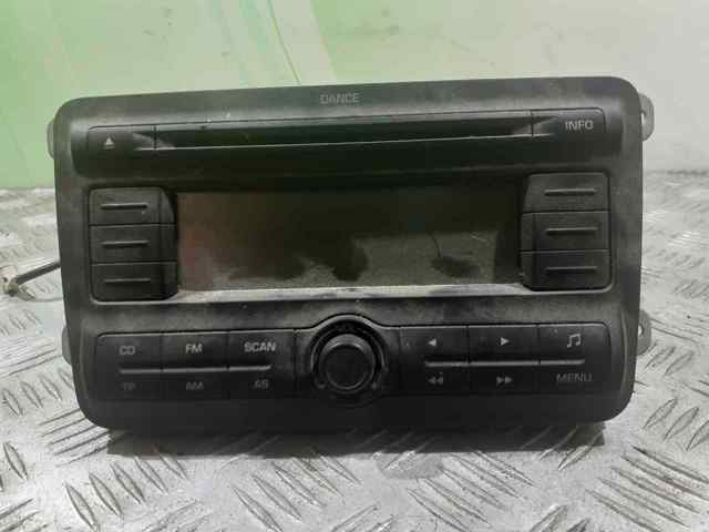 5J0035161A Radio AM/FM  disponible Burgos