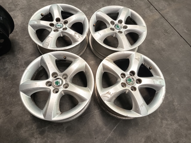 5J0601025A VAG