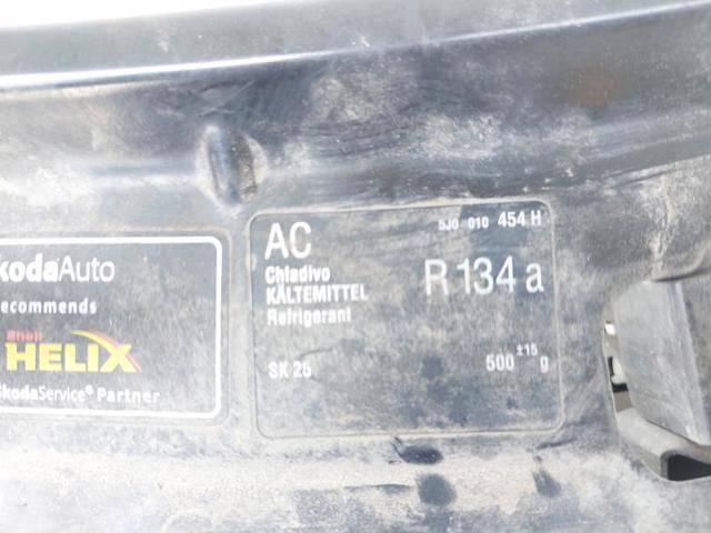 5J0805591 Soporte de radiador comprar Sevilla