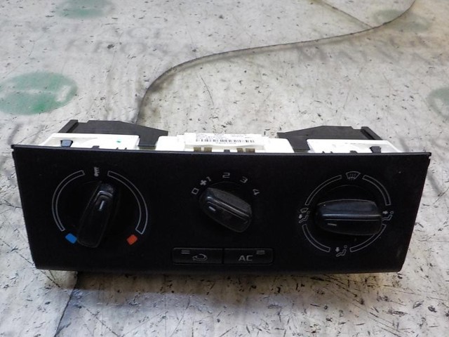 5J0820045D9B9 VAG