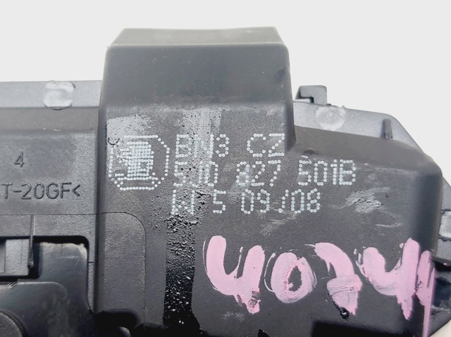 5J0827501B Cerradura de tapa de maletero  disponible Málaga